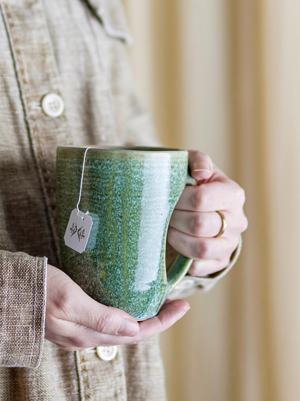 Aura Mug, Green, Stoneware