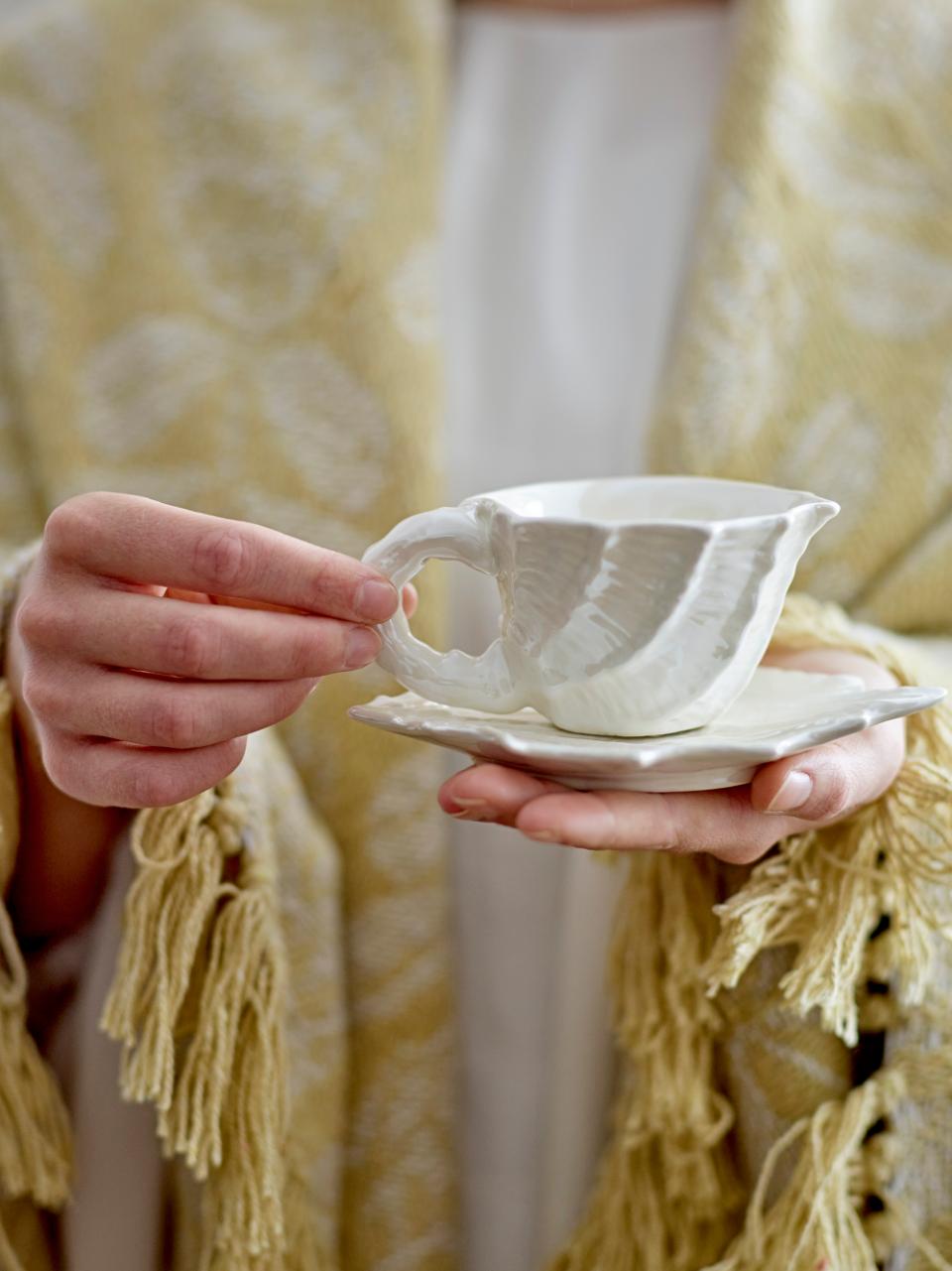 Shellie Cup w/Saucer, White, Stoneware