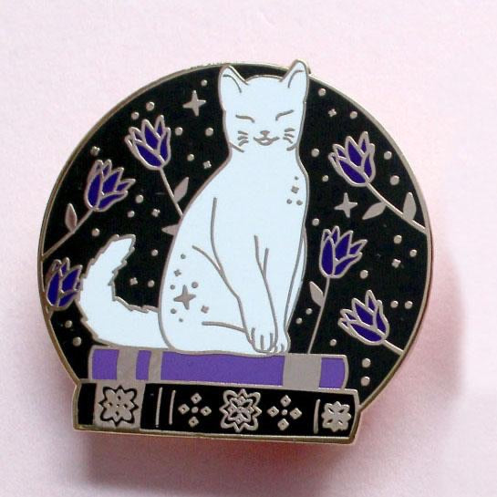 Book Loving Cat Enamel Pin