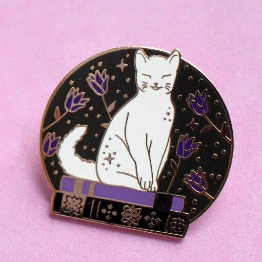 Book Loving Cat Enamel Pin