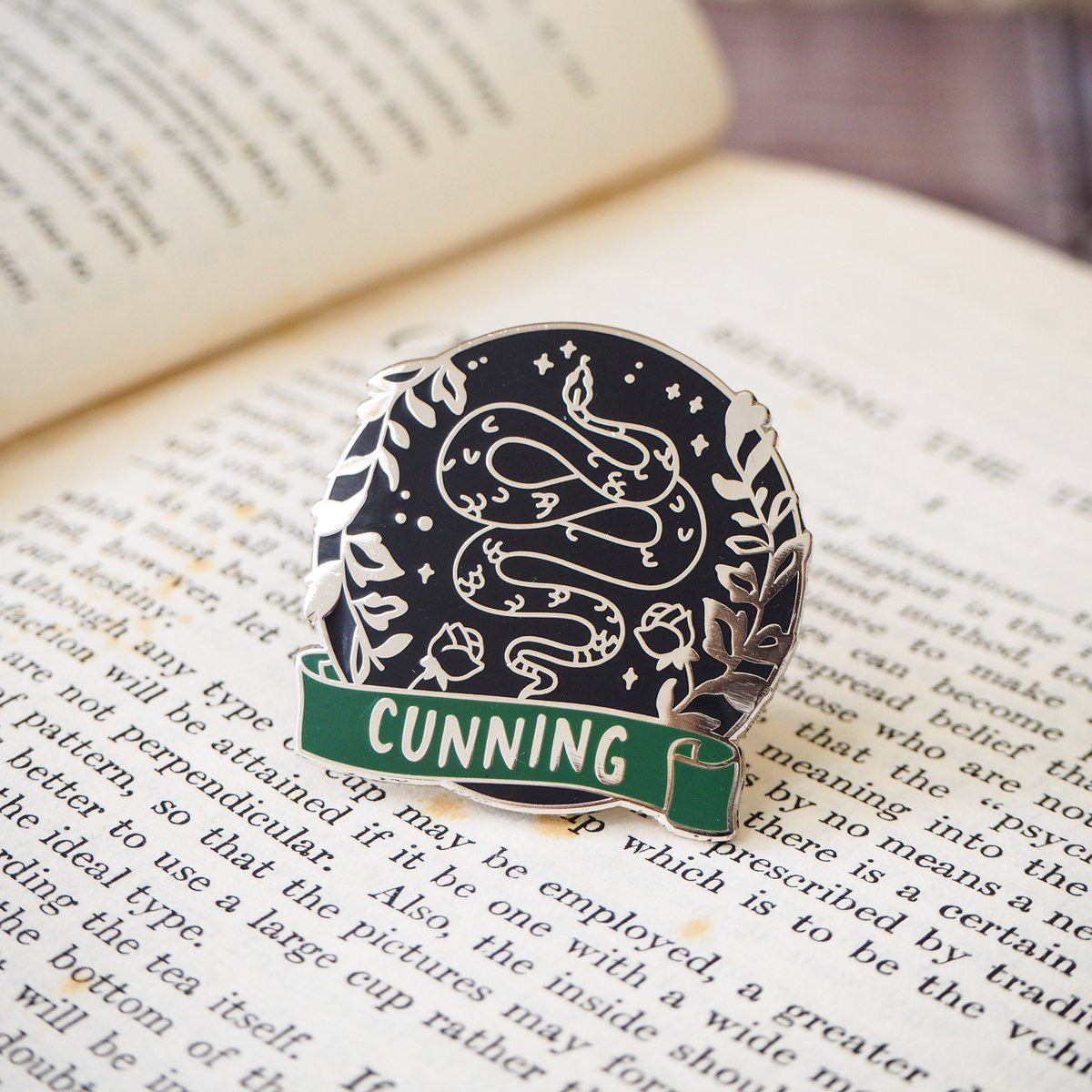 CUNNING SNAKE ENAMEL PIN